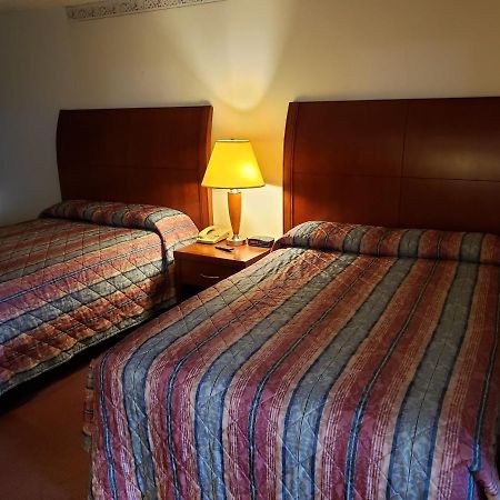 Huntingdon Motor Inn Kültér fotó