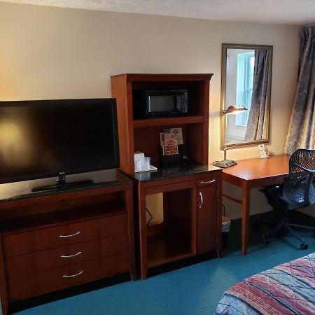 Huntingdon Motor Inn Kültér fotó