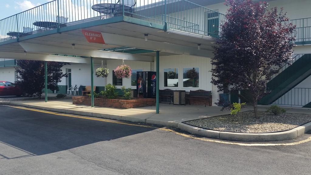 Huntingdon Motor Inn Kültér fotó