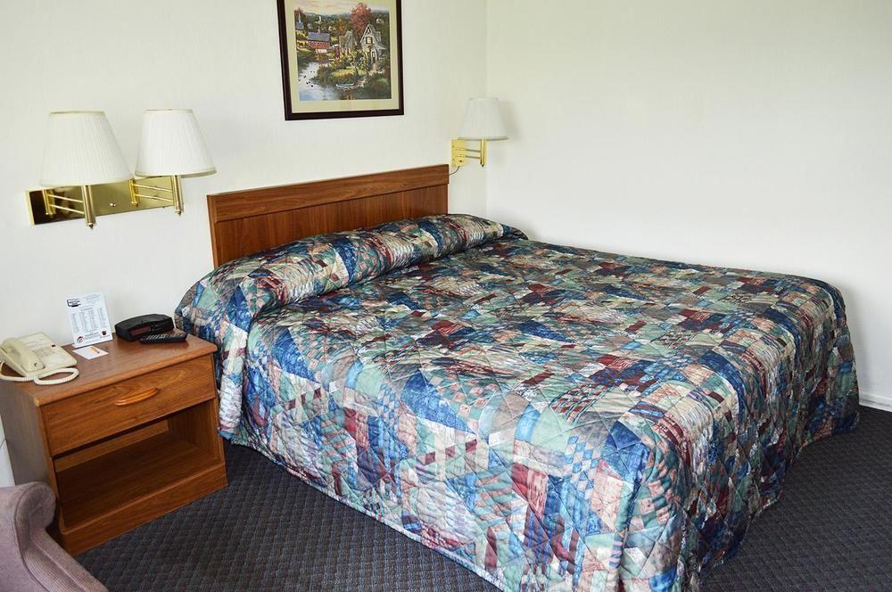 Huntingdon Motor Inn Kültér fotó